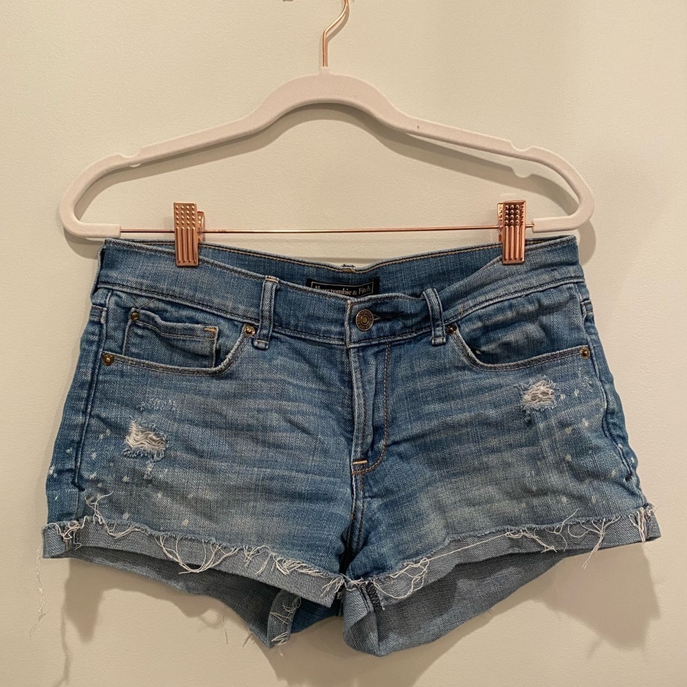A&F Jean Shorts 26”​​​
